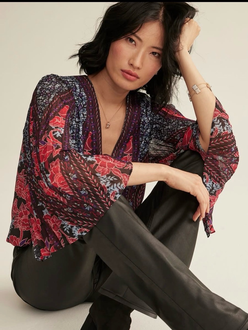 White House Black Market Boho Floral Split-Sleeve V-Neck Top